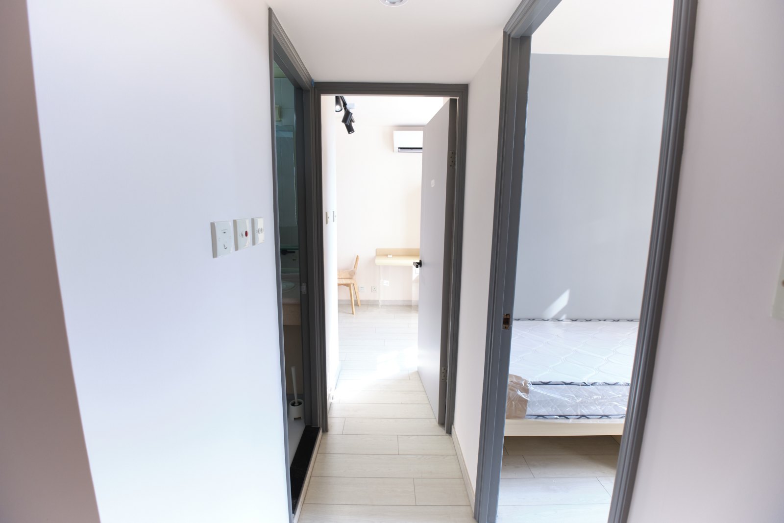 Quality Residence in Southern New Territories | Convenient Transportation & Prime Living