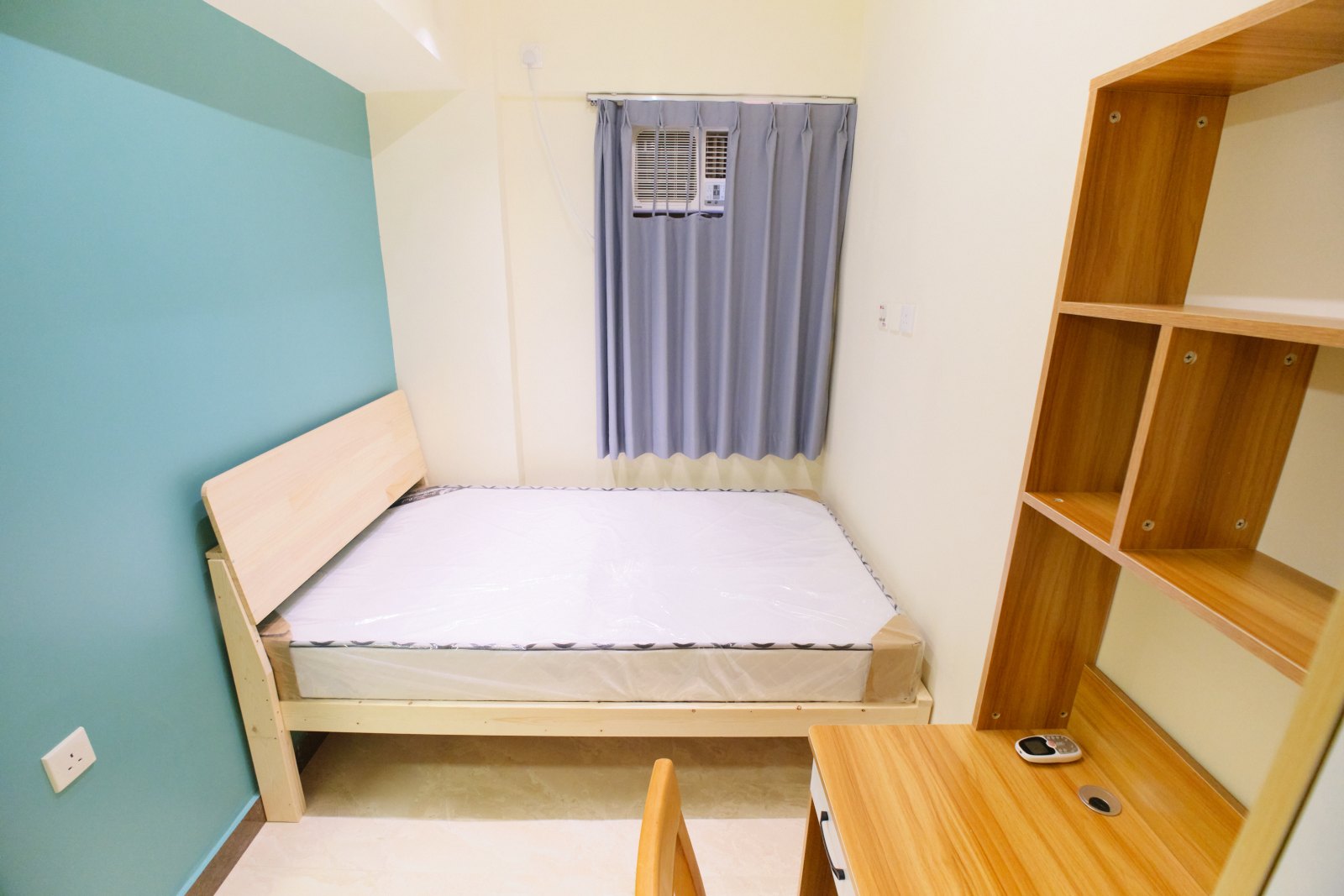 Whole-Flat Rental in Central Kowloon | Approx. 700 sq ft | Near East Tsim Sha Tsui MTR