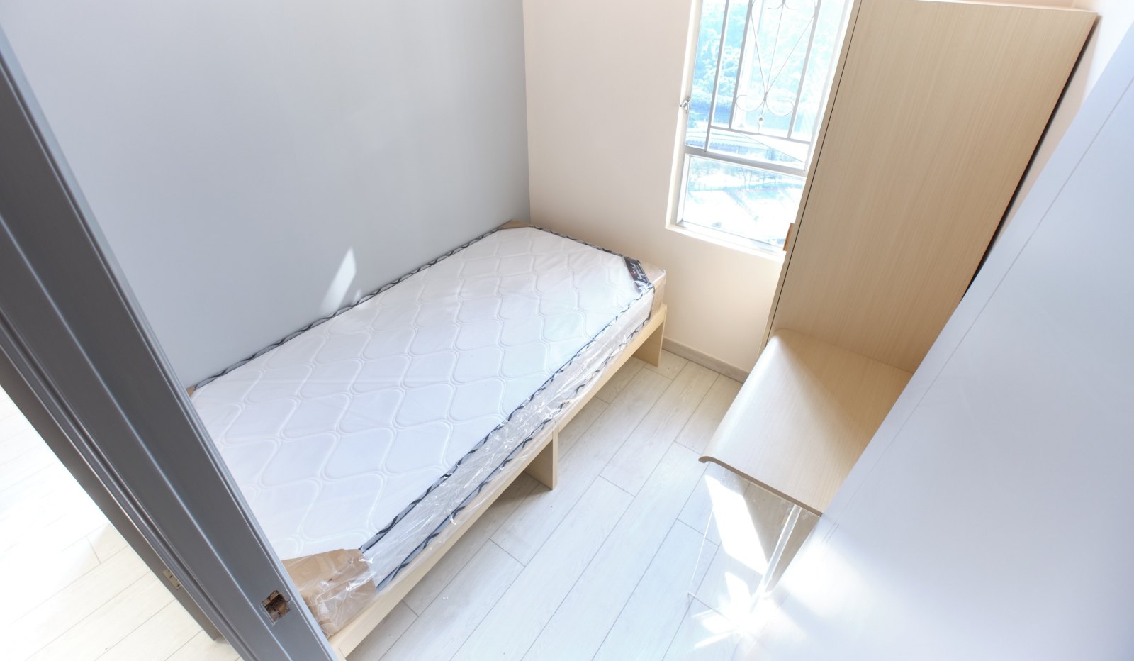 Quality Residence in Southern New Territories | Convenient Transportation & Prime Living